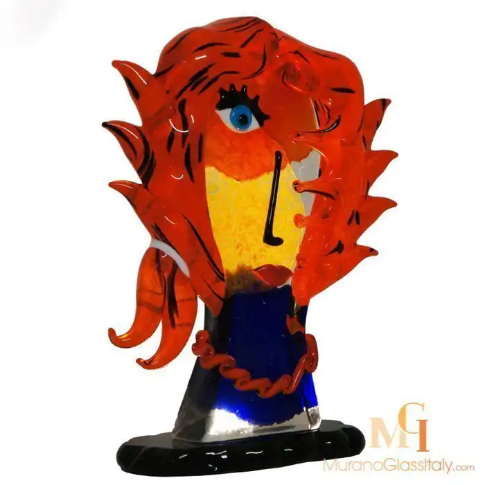 Giulia – Skulptur Rot – 28cm – Seitenansicht