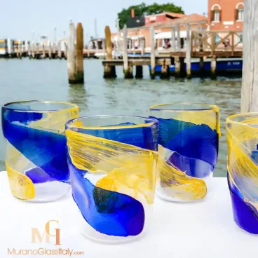 威尼斯彩绘吹制玻璃杯