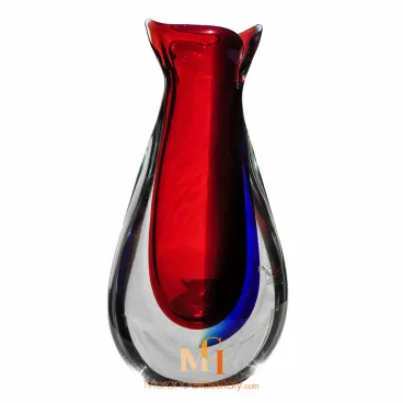 red murano vase