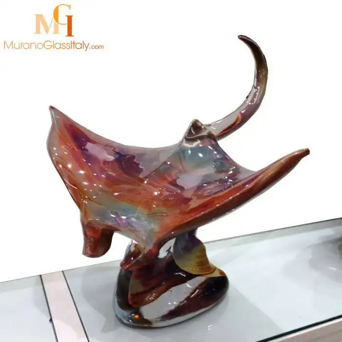 Manta Ray - Chalcedon Skulptur – 48 cm Vorderansicht chalcedon skulptur