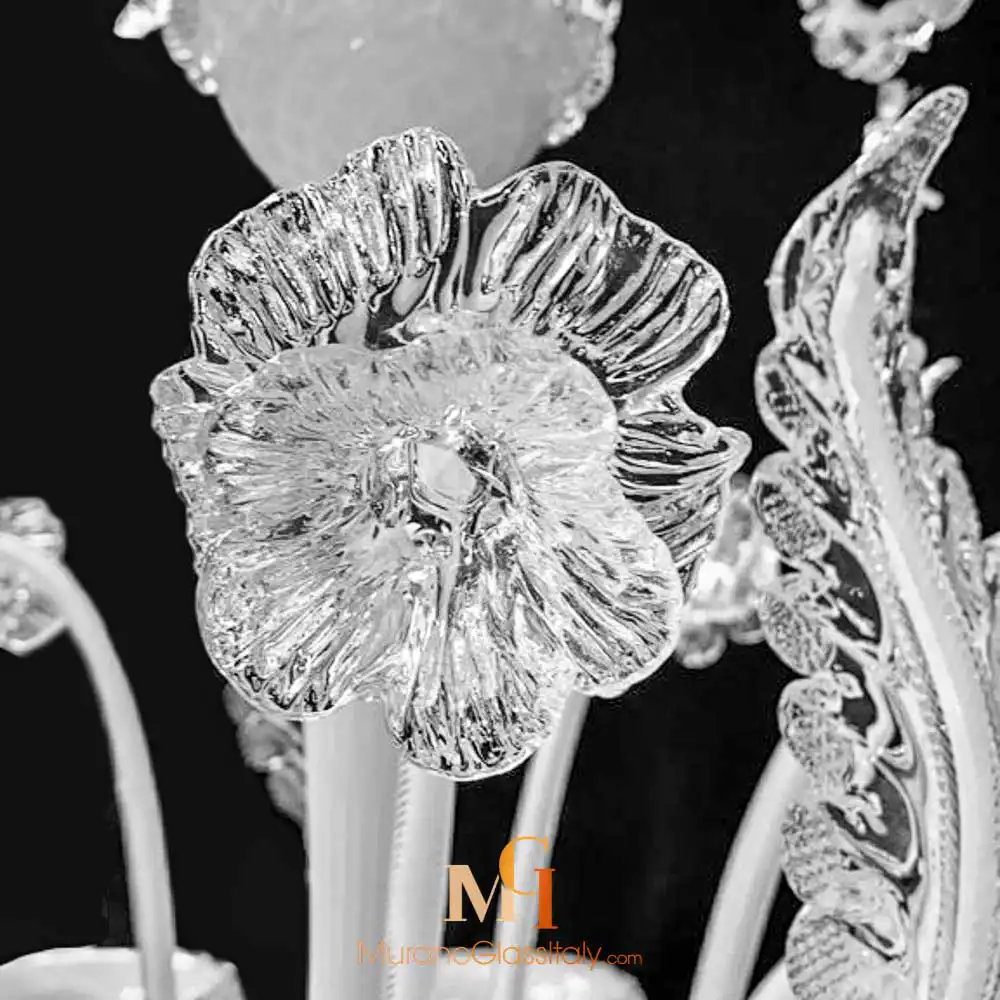 White murano glass chandelier – Rose Detail
