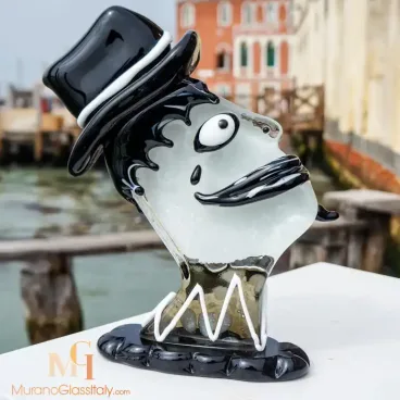 ماد هاتر المجنون - فن الزجاج الحديث