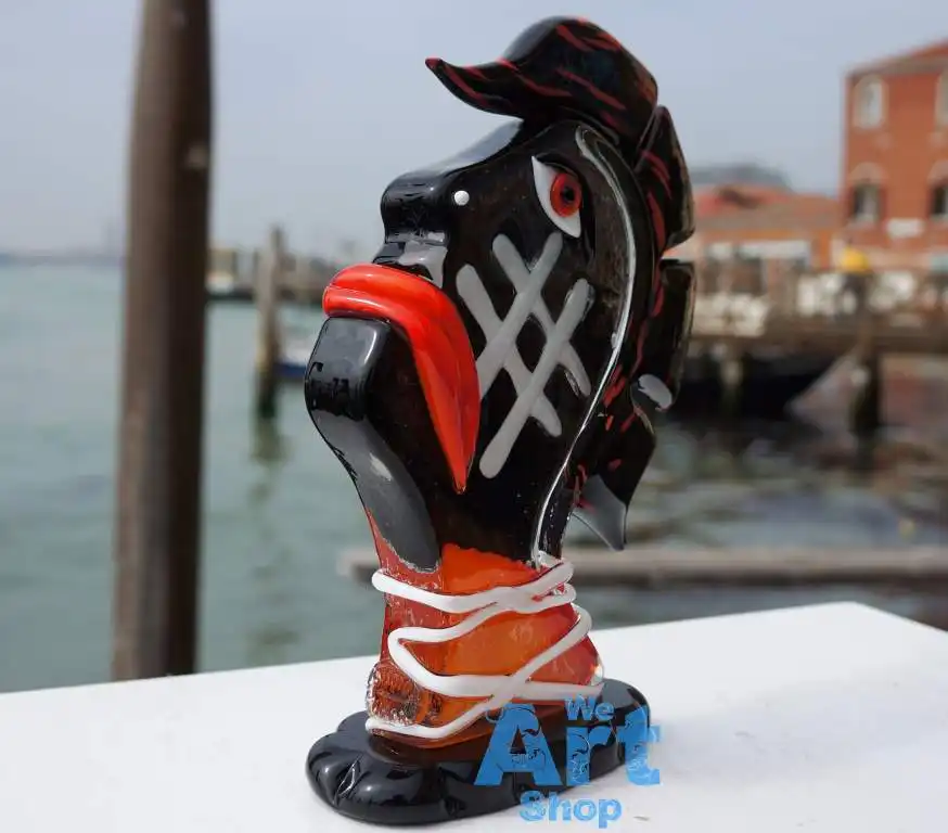 Cumino side view fine art glass sculpture