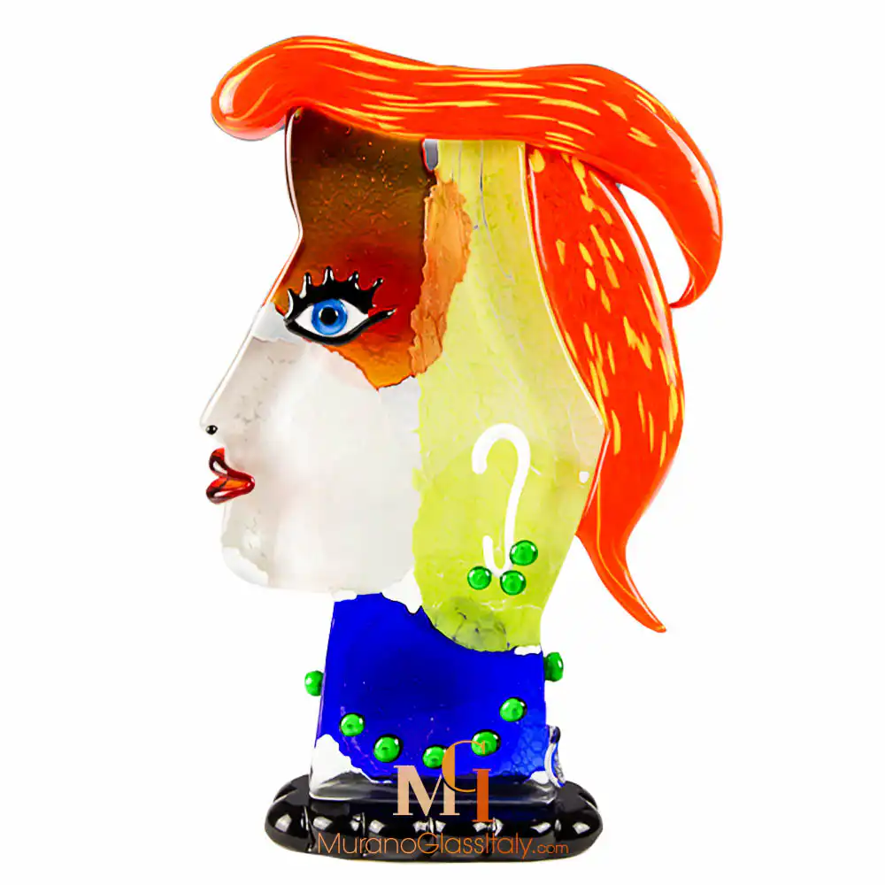 Liz – Tall Glass Sculpture – Red