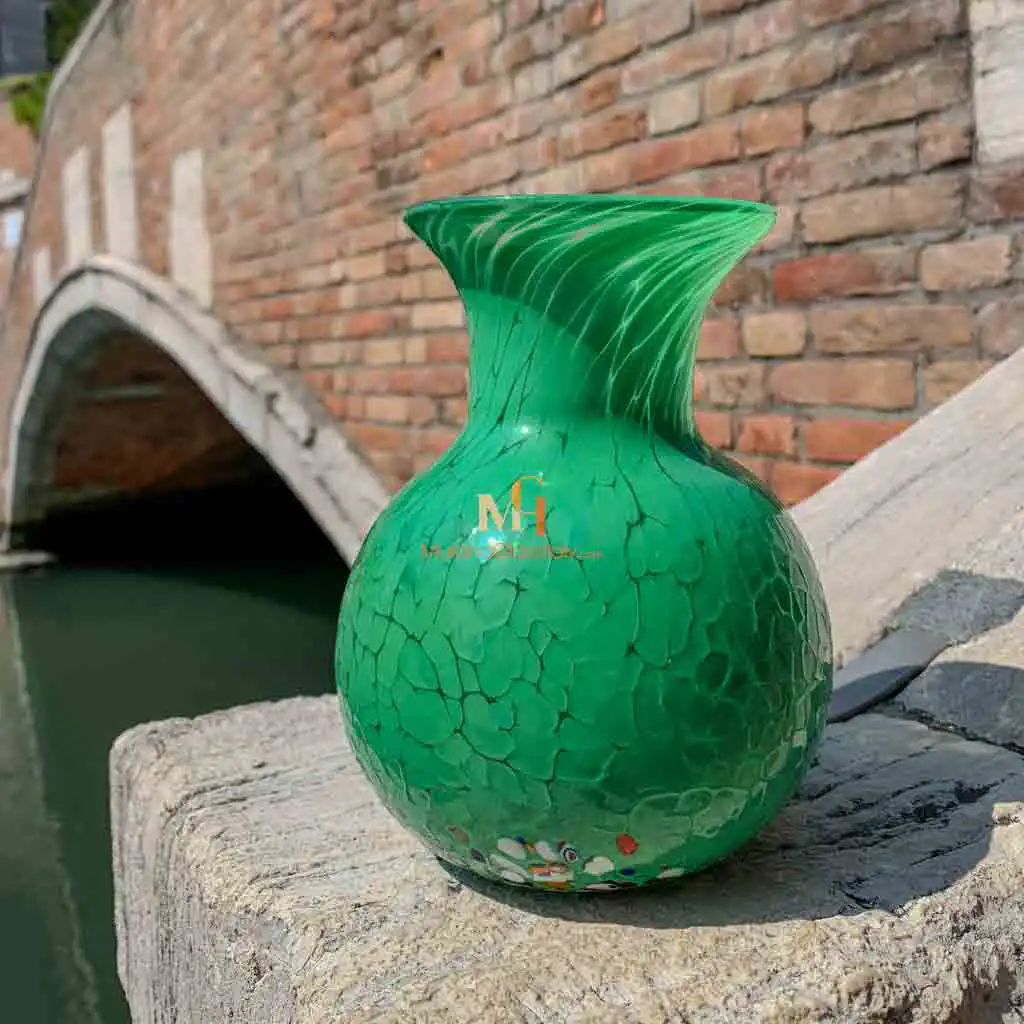 Pan S2 – Red Murano Glass Vase