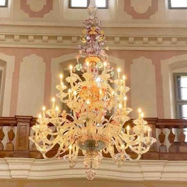 Italian Chandelier Lighting