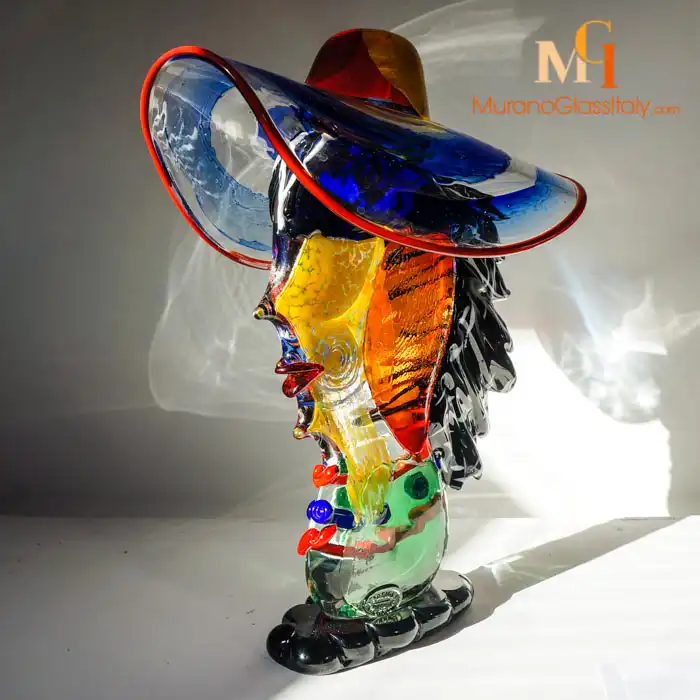 Chanel – 彩色水晶玻璃雕塑 – 产品侧面图二