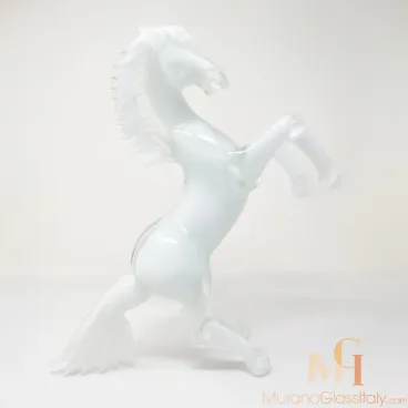 glass horse figurines