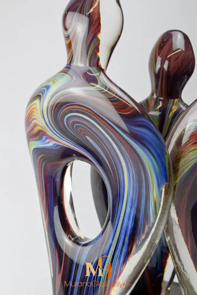 Squadra – The Family Sculpture – Side Detail