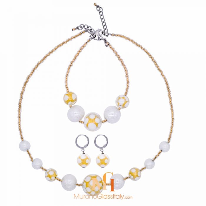 schmuckset mit perlen